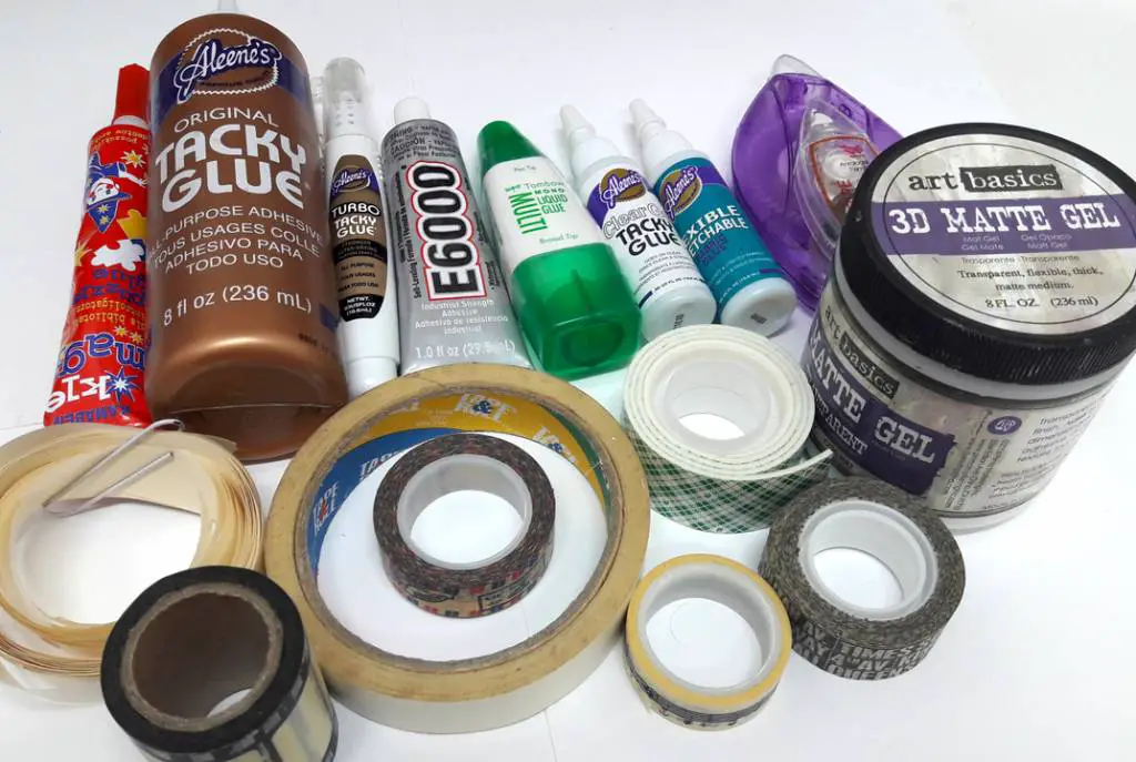 Ultimate Guide to Best Glue for Paper Crafts - Like Love Do