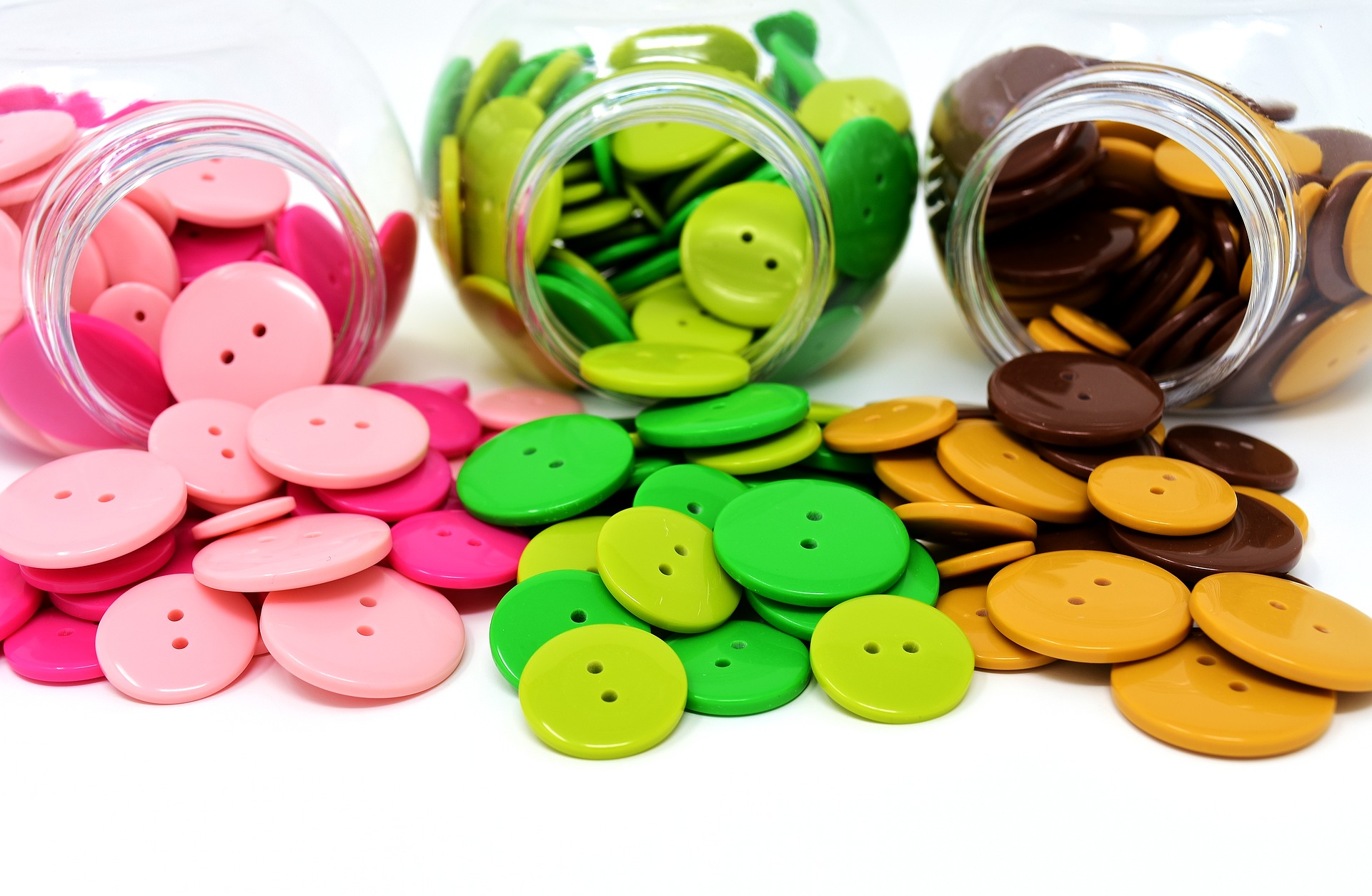 Round Button in Mixed Colors, Two Hole, Small Buttons for Crafts